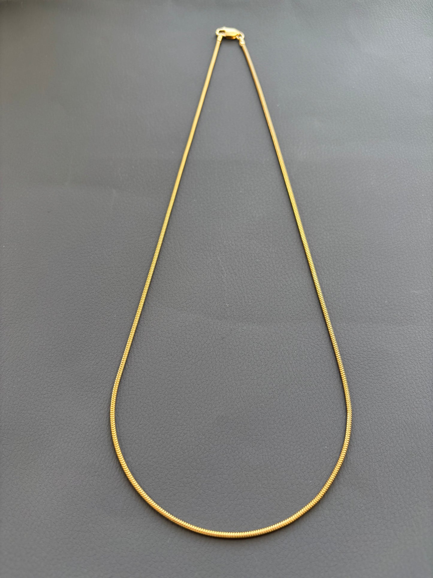 9k Gold Vintage Snake Chain Necklace