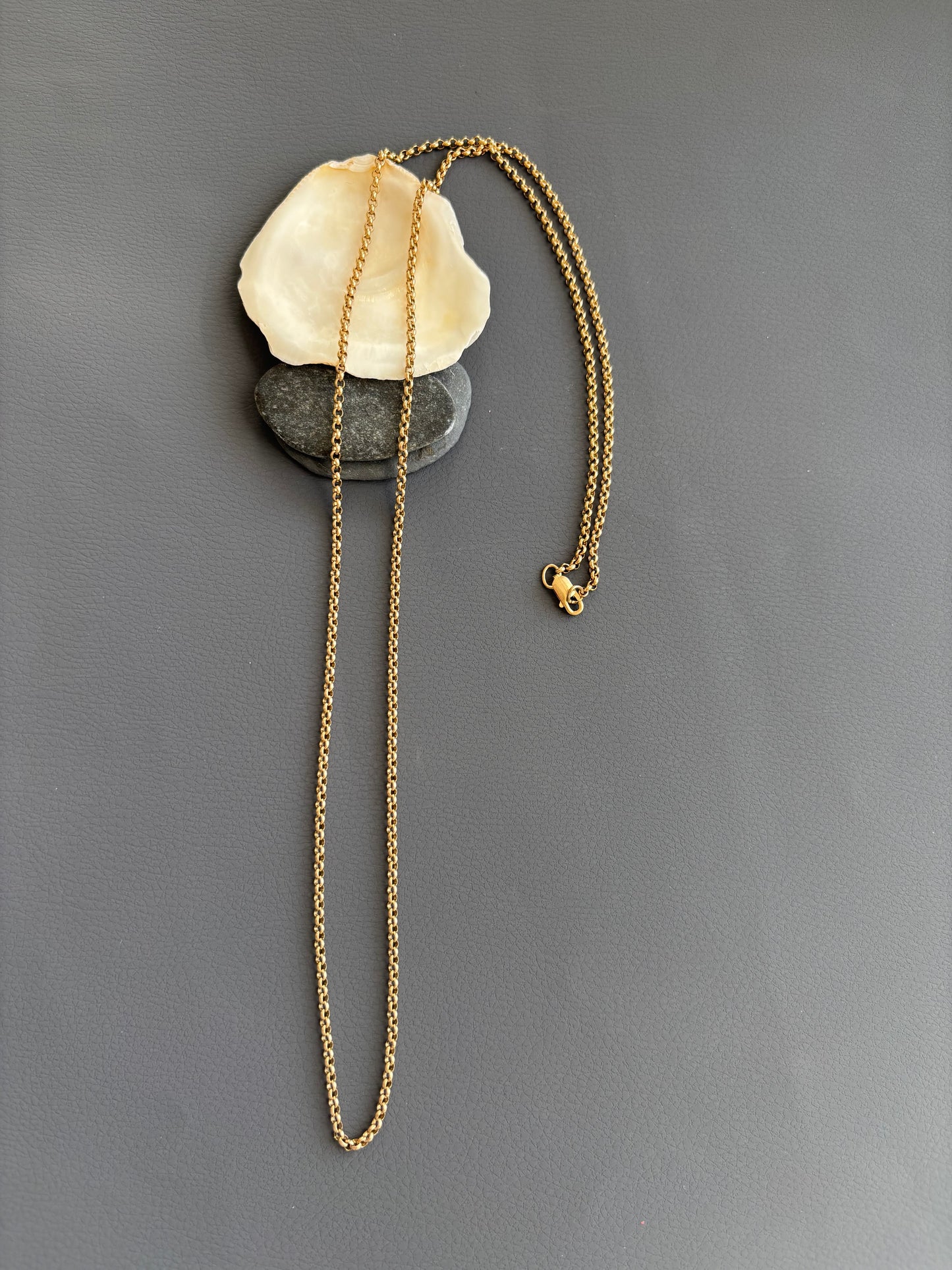 Vintage 9k Gold Long Rolo / Belcher Chain