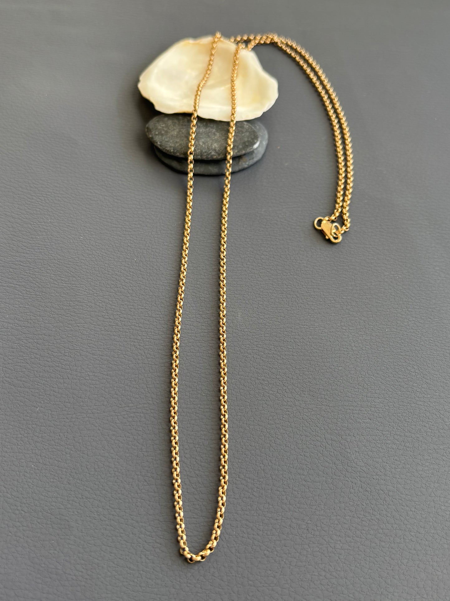 Vintage 9k Gold Long Rolo / Belcher Chain