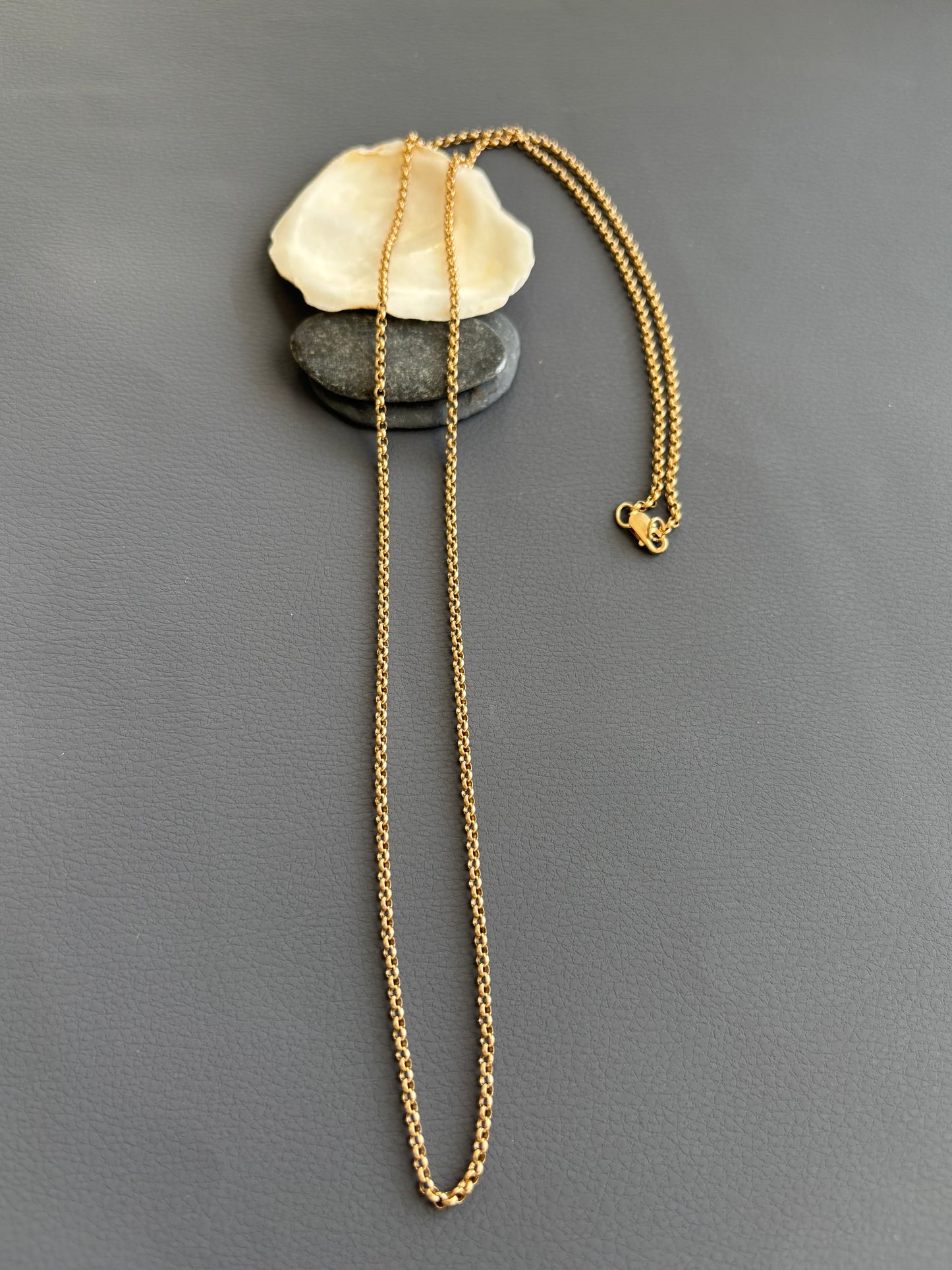 Vintage 9k Gold Long Rolo / Belcher Chain