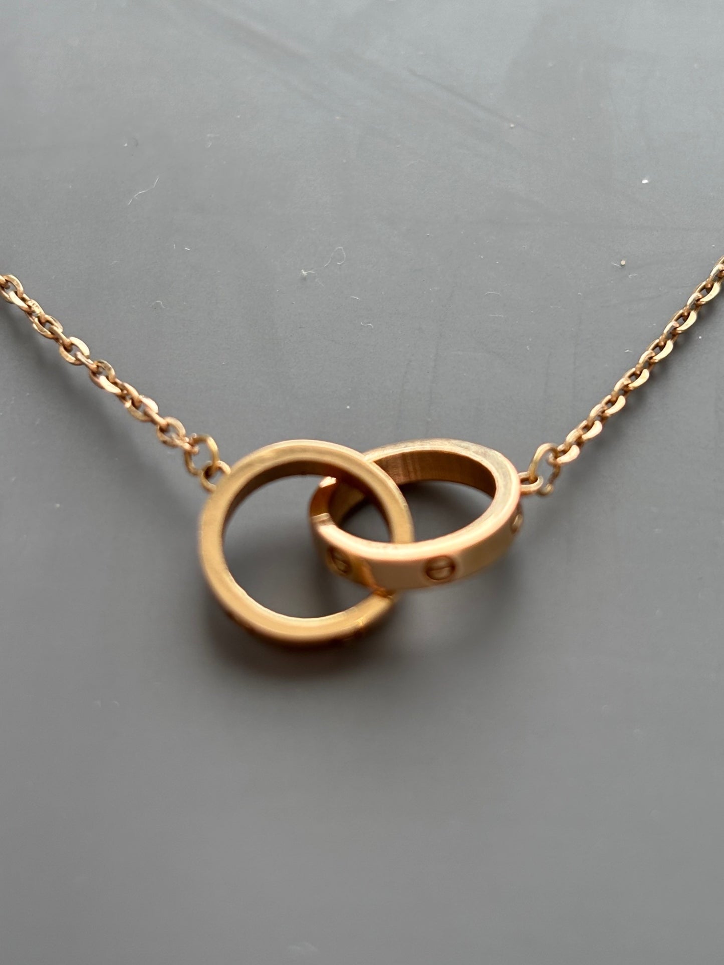 18k Interlocking Rings / Eternal Love Chain Necklace