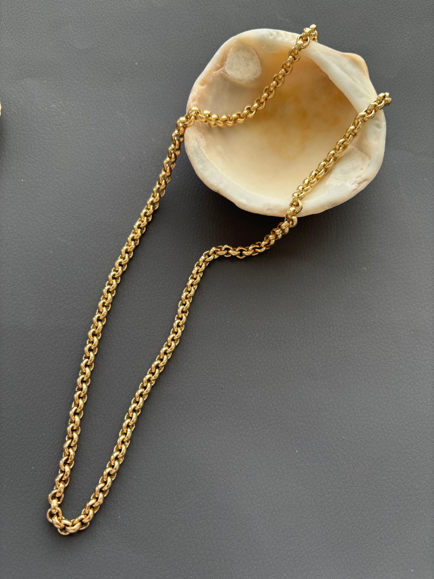 Vintage 9k Gold Rolo / Belcher Chain