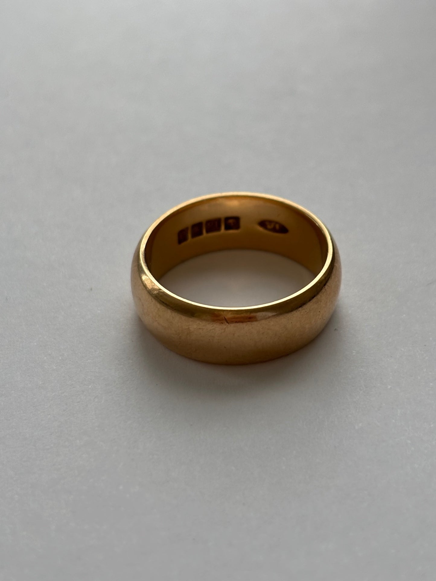 18k Gold Wide Minimalist Band Ring