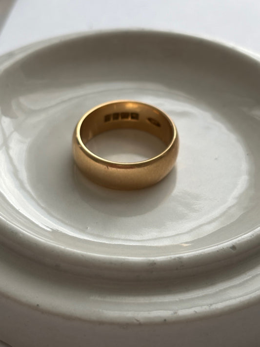 18k Gold Wide Minimalist Band Ring