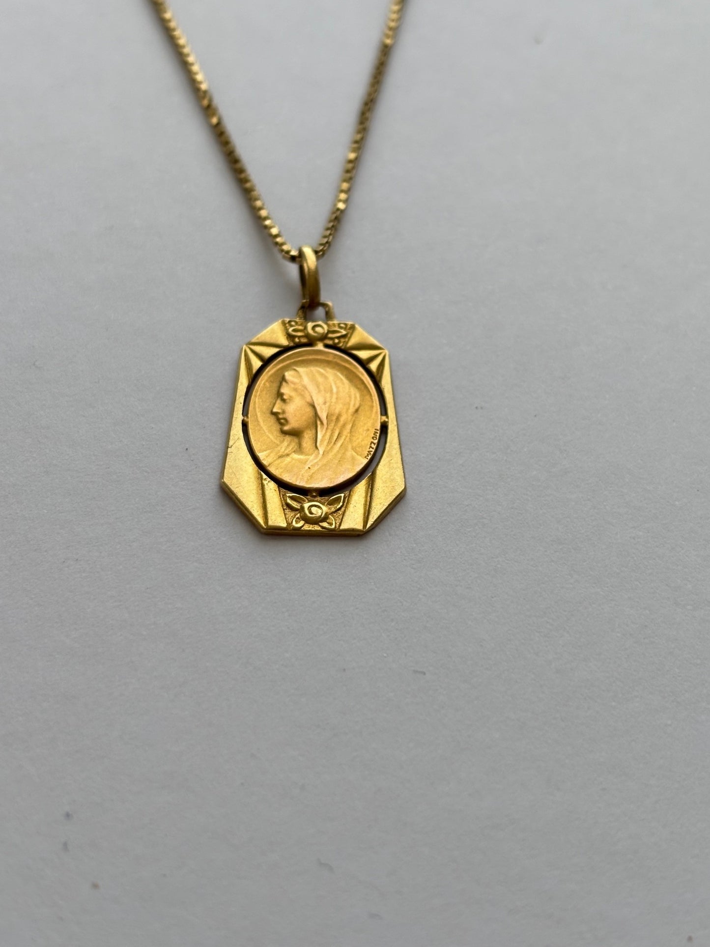 18k Mary Medallian and Chain