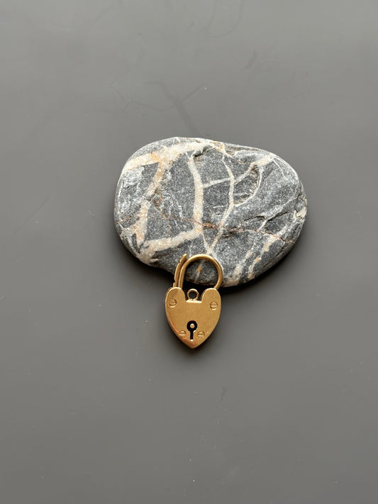 Vintage 9k Gold Heart Lock Pendant Charm