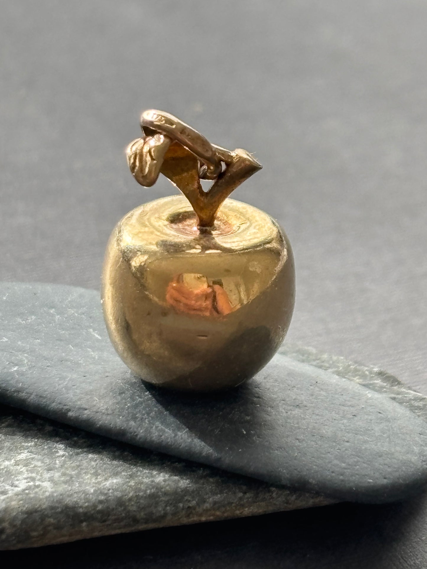 Vintage 9k Gold Apple Charm