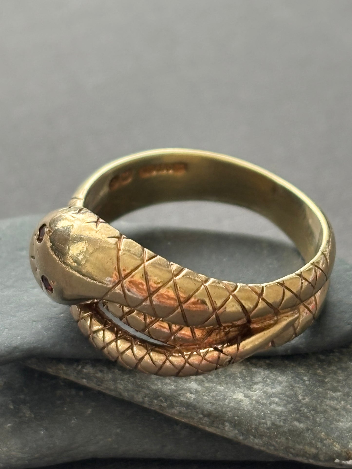 Vintage 9k Gold Snake Ring with Garnet Eyes