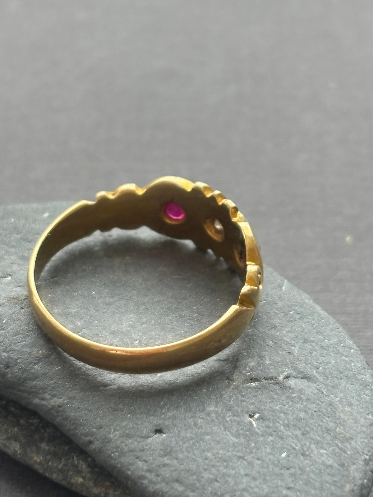 Antique 18k Gold, Ruby and  Diamond Gypsy-Set Ring — Chester, 1907