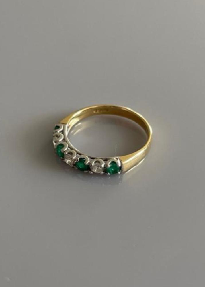 18ct / 18k Gold Diamond and Emerald Half Eternity Ring