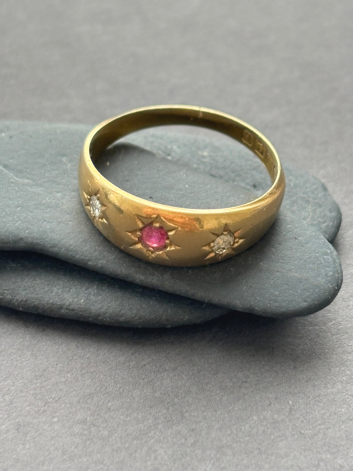Antique 18k Gold Ruby & Diamond Gypsy Ring