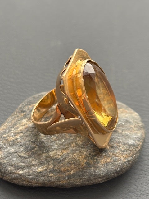 Vintage 70's 18k Gold and Citrine French Cocktail Ring