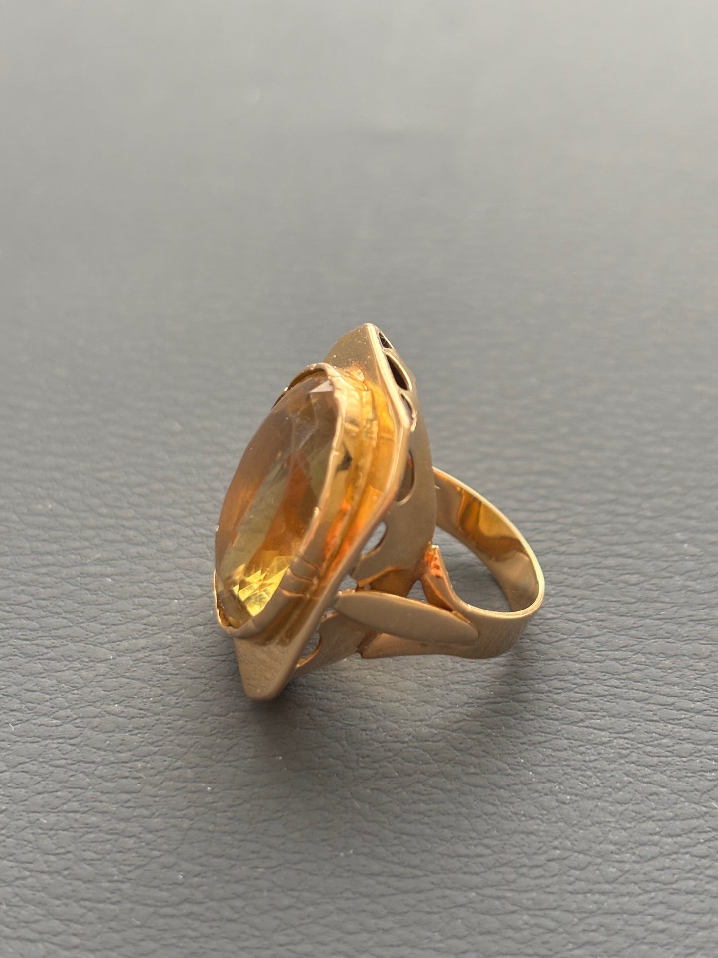 Vintage 70's 18k Gold and Citrine French Cocktail Ring