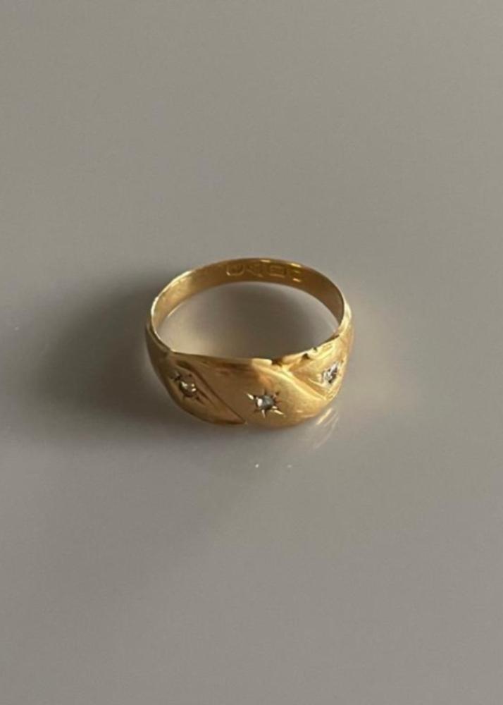 Antique 1880 18ct Gold and Diamond Gypsy Ring