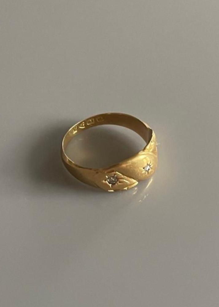 Antique 1880 18ct Gold and Diamond Gypsy Ring