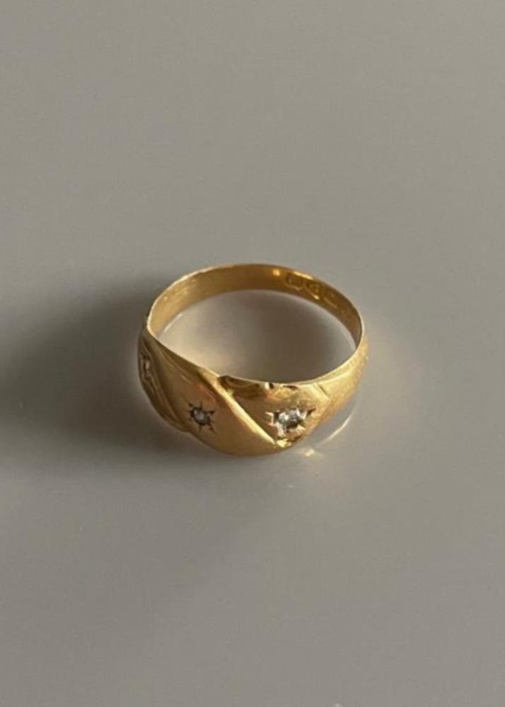 Antique 1880 18ct Gold and Diamond Gypsy Ring