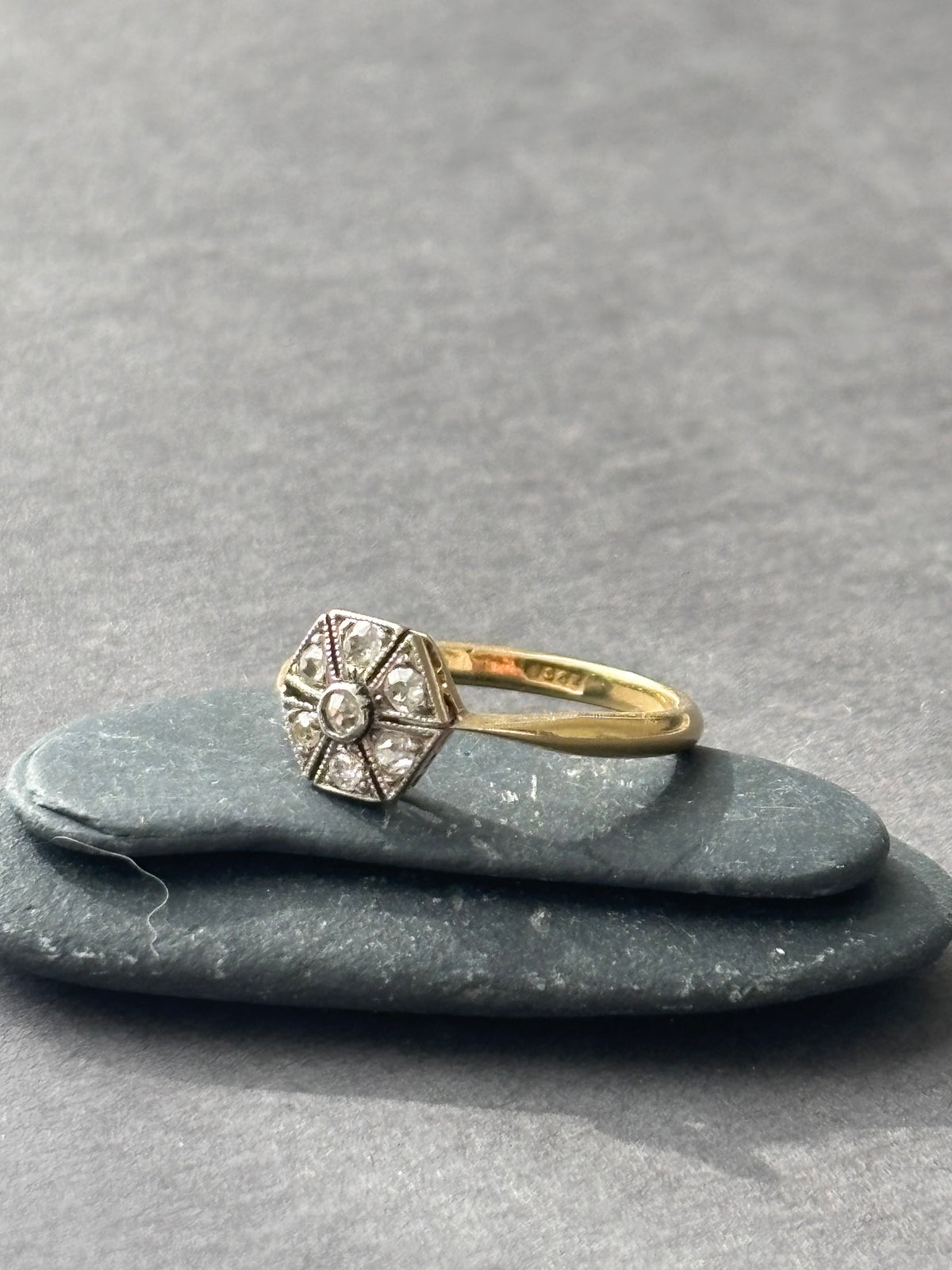 18k Gold & Diamond Art Deco Ring