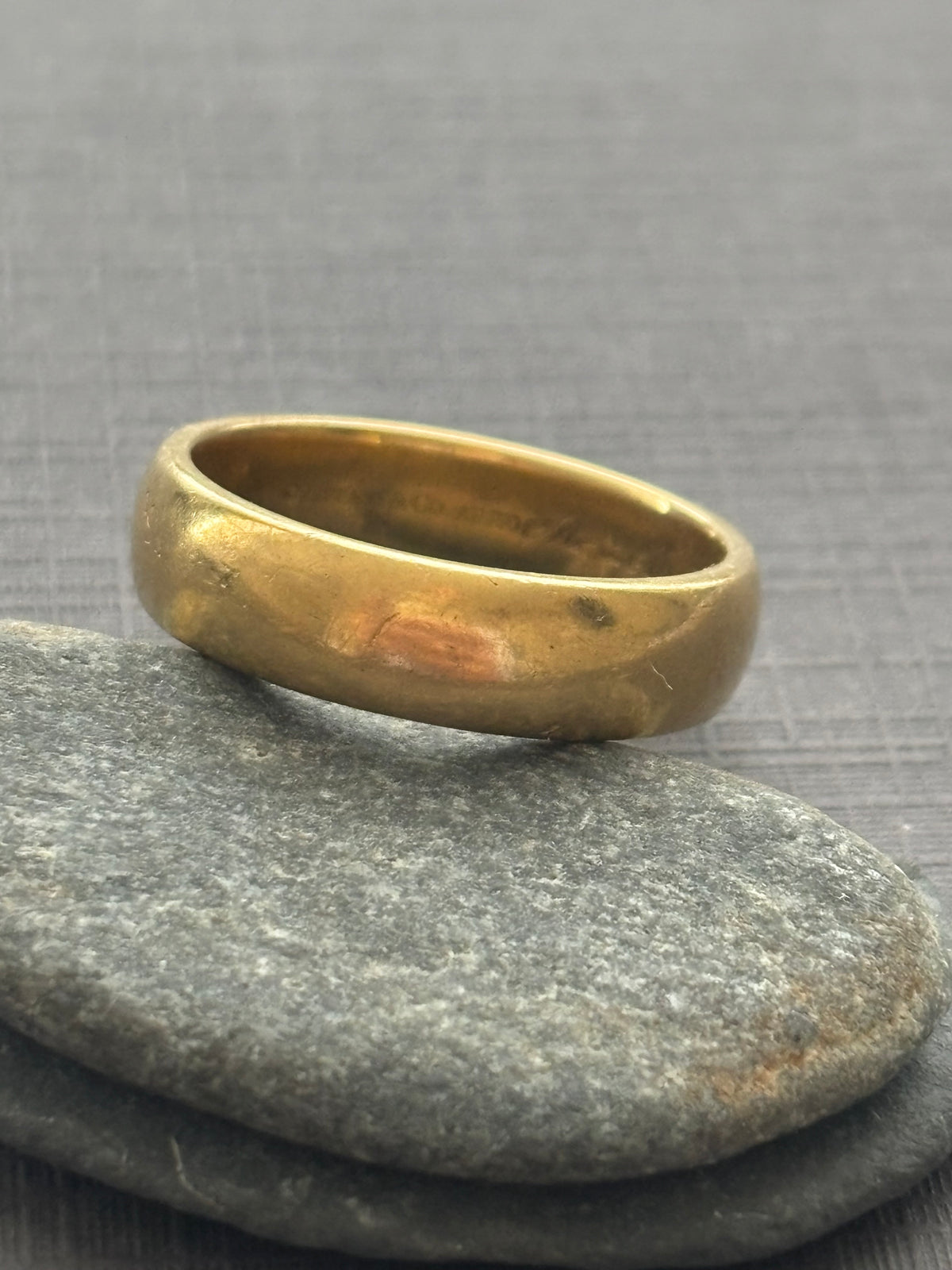 Vintage Tiffany &  Co. 18k Gold Band Ring