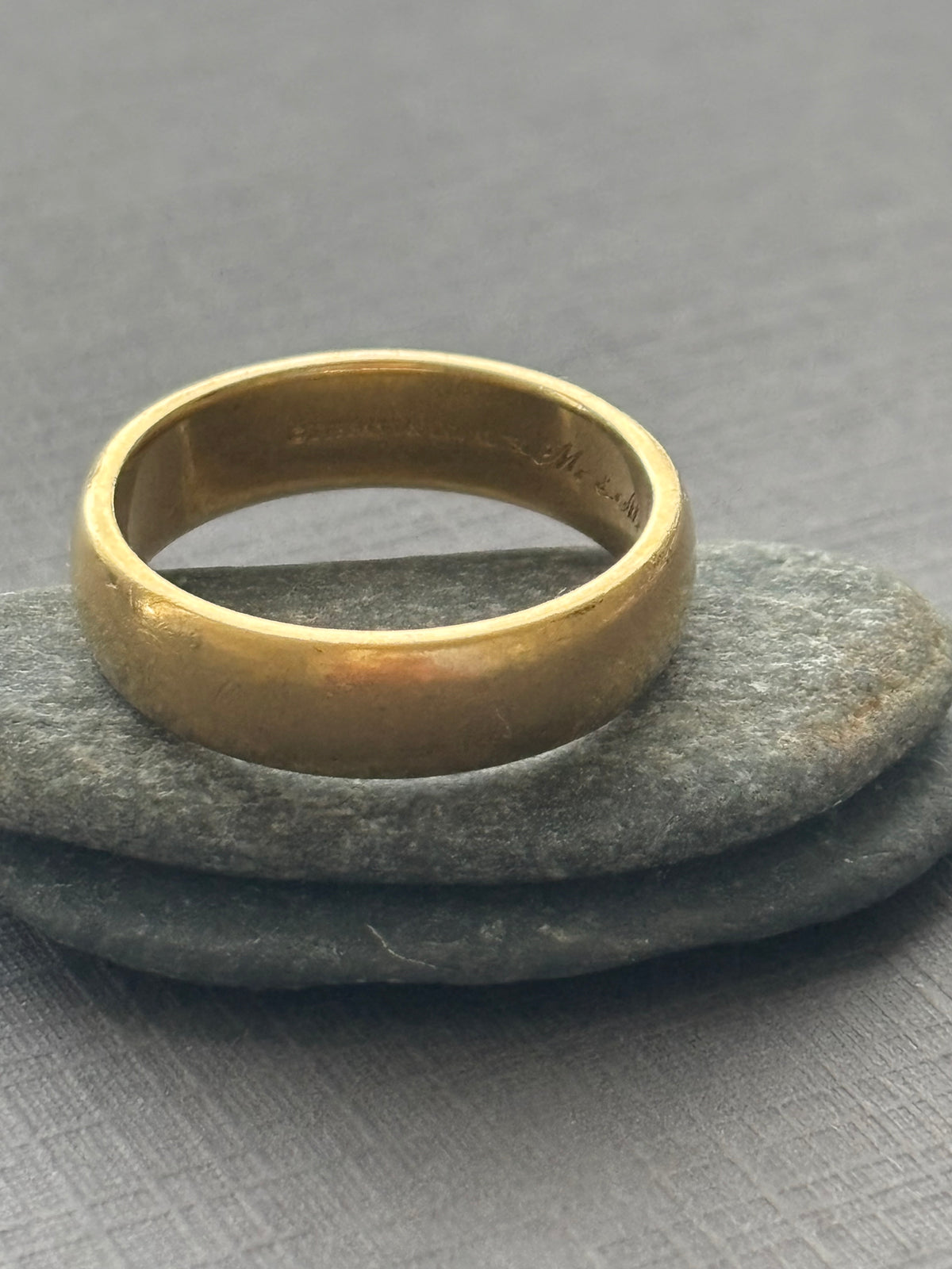 Vintage Tiffany &  Co. 18k Gold Band Ring