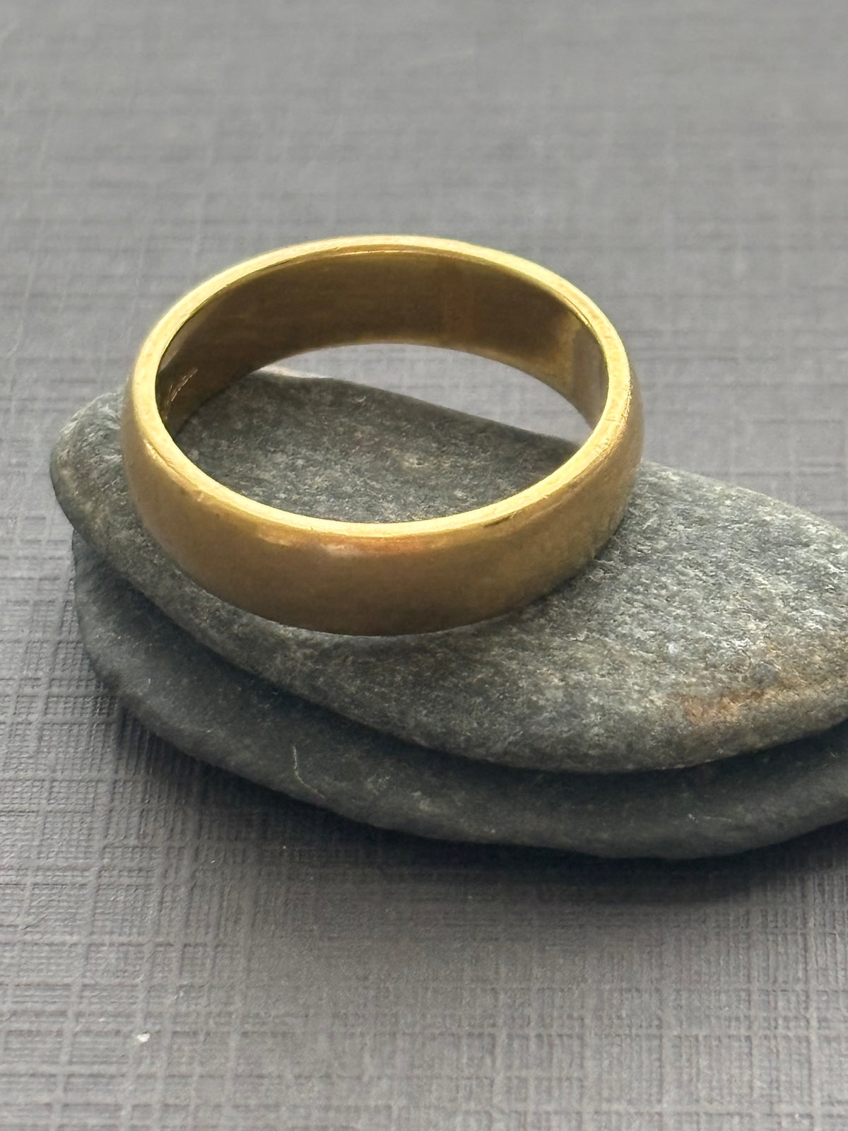 Vintage Tiffany &  Co. 18k Gold Band Ring