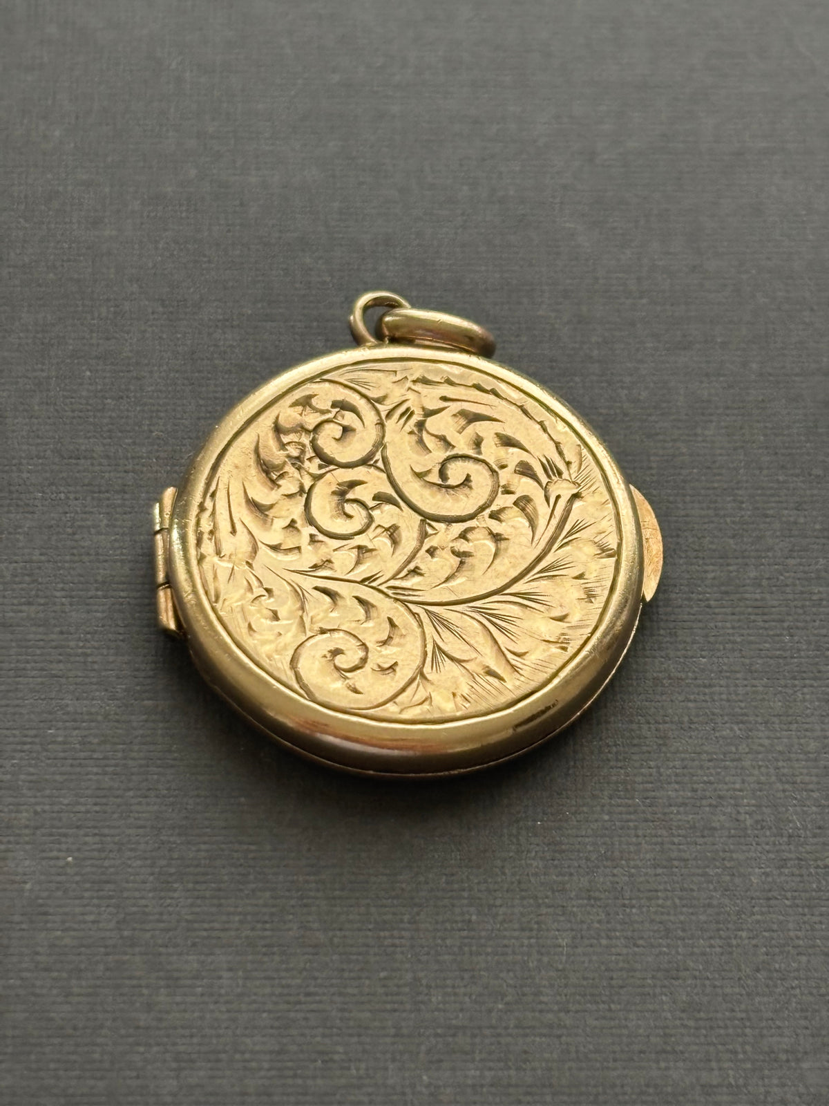 Vintage 9k Gold Engraved Locket Charm