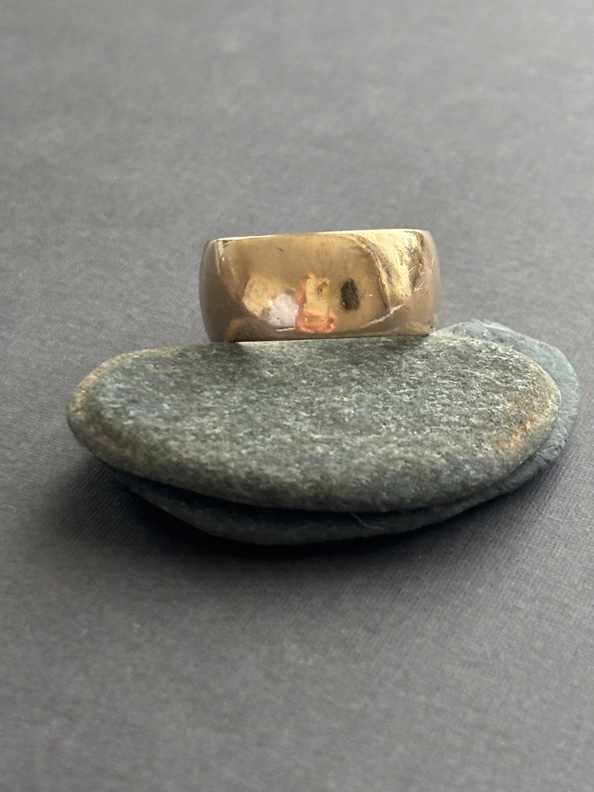 Vintage 9k Gold Wide Band Ring
