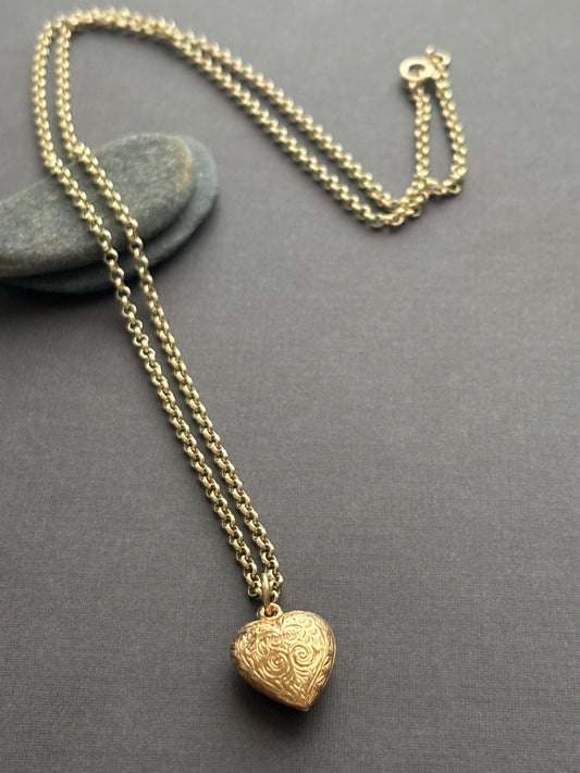 Antique 9k Gold Engraved Heart Pendant & Belcher Chain