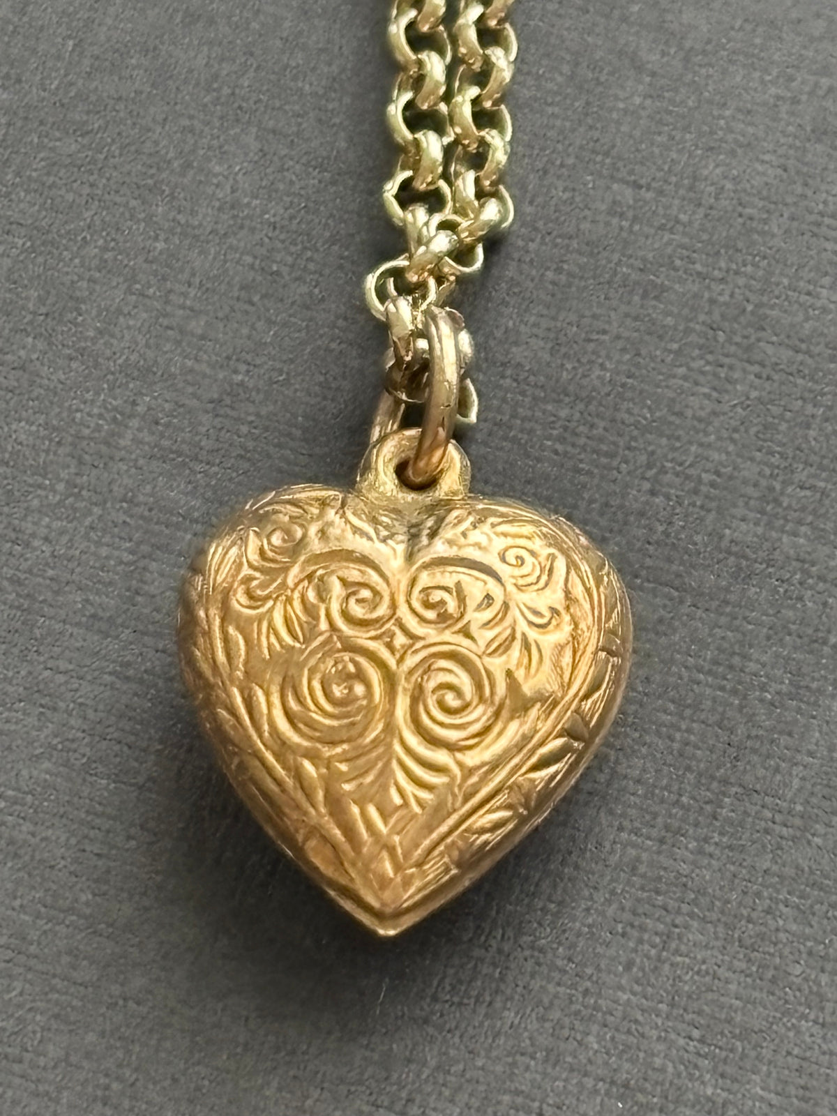 Antique 9k Gold Engraved Heart Pendant & Belcher Chain