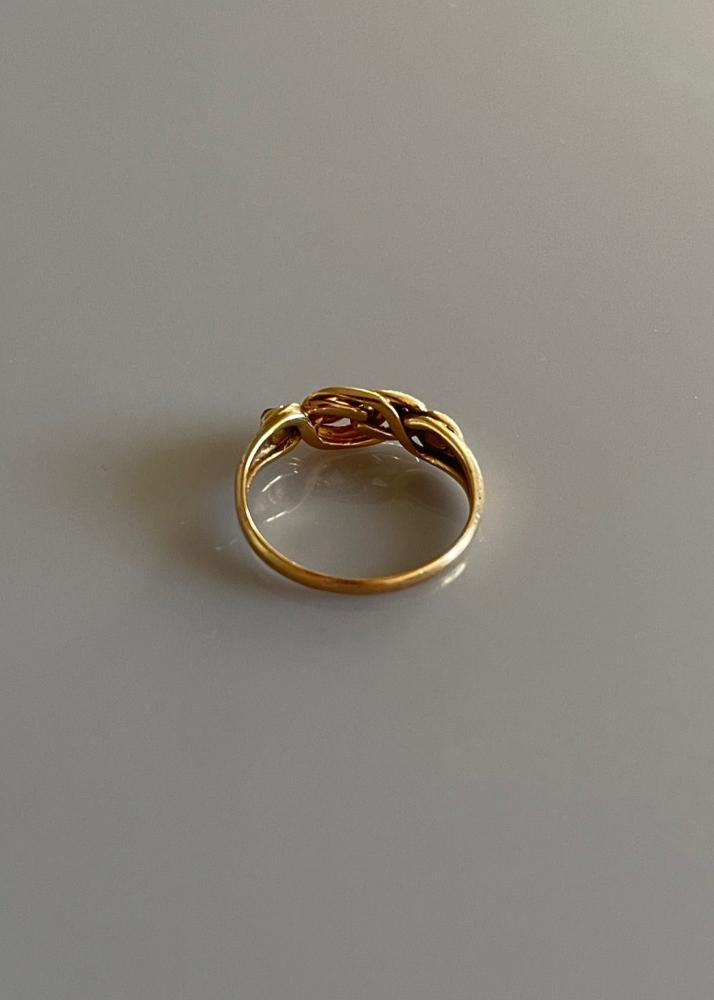 Antique 18k Gold Knot Ring with Sapphires