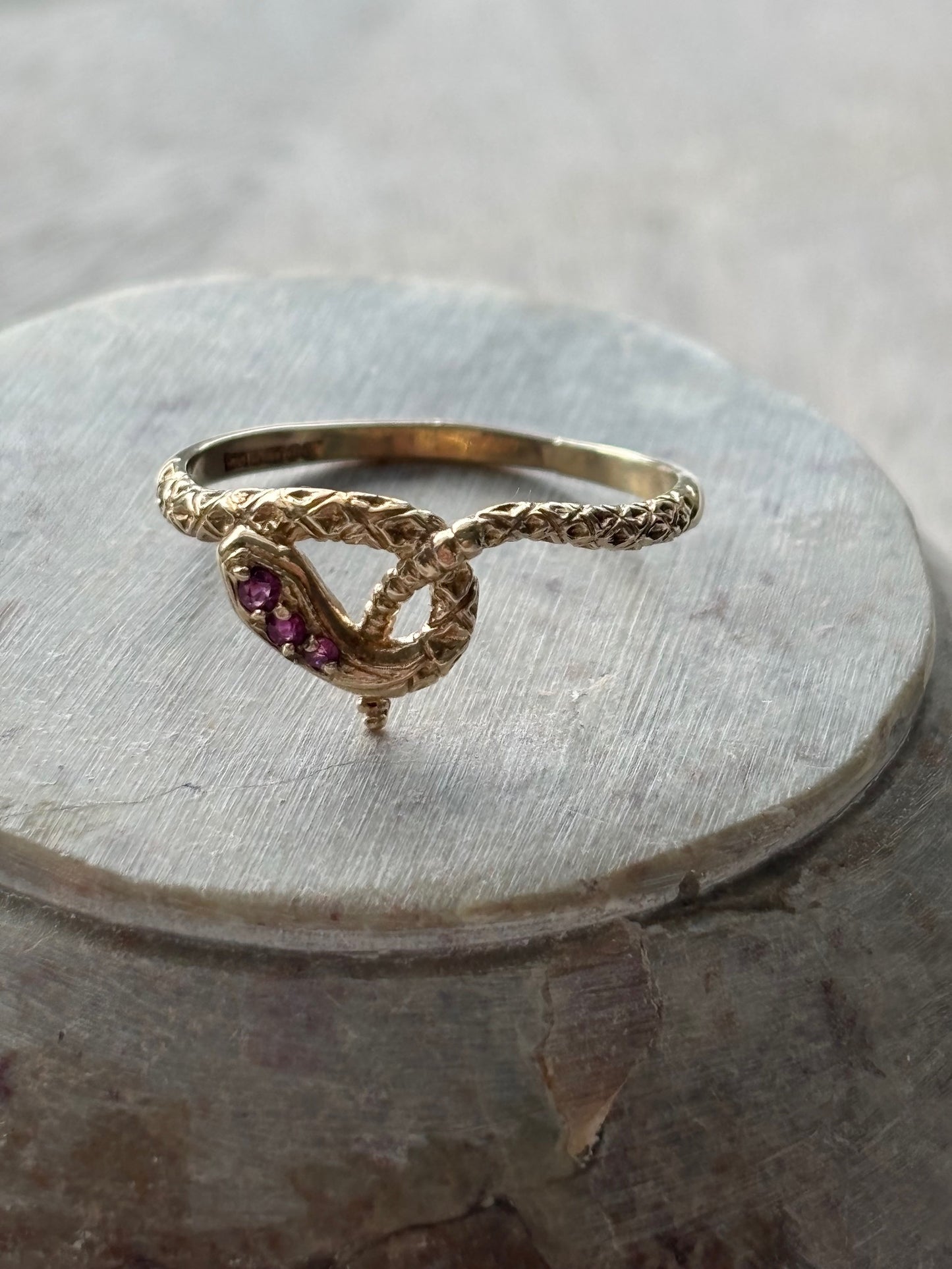 Vintage 9k Gold Snake Ring with Ruby Detail