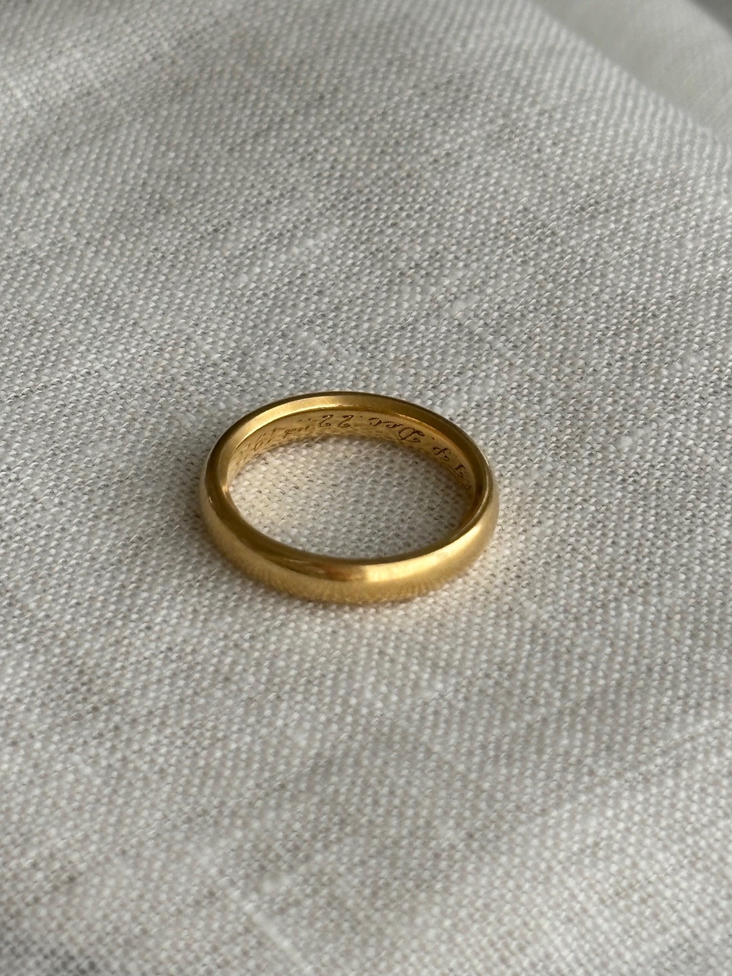 Antique 1915 18k Gold Band Ring by Ti*f*ny