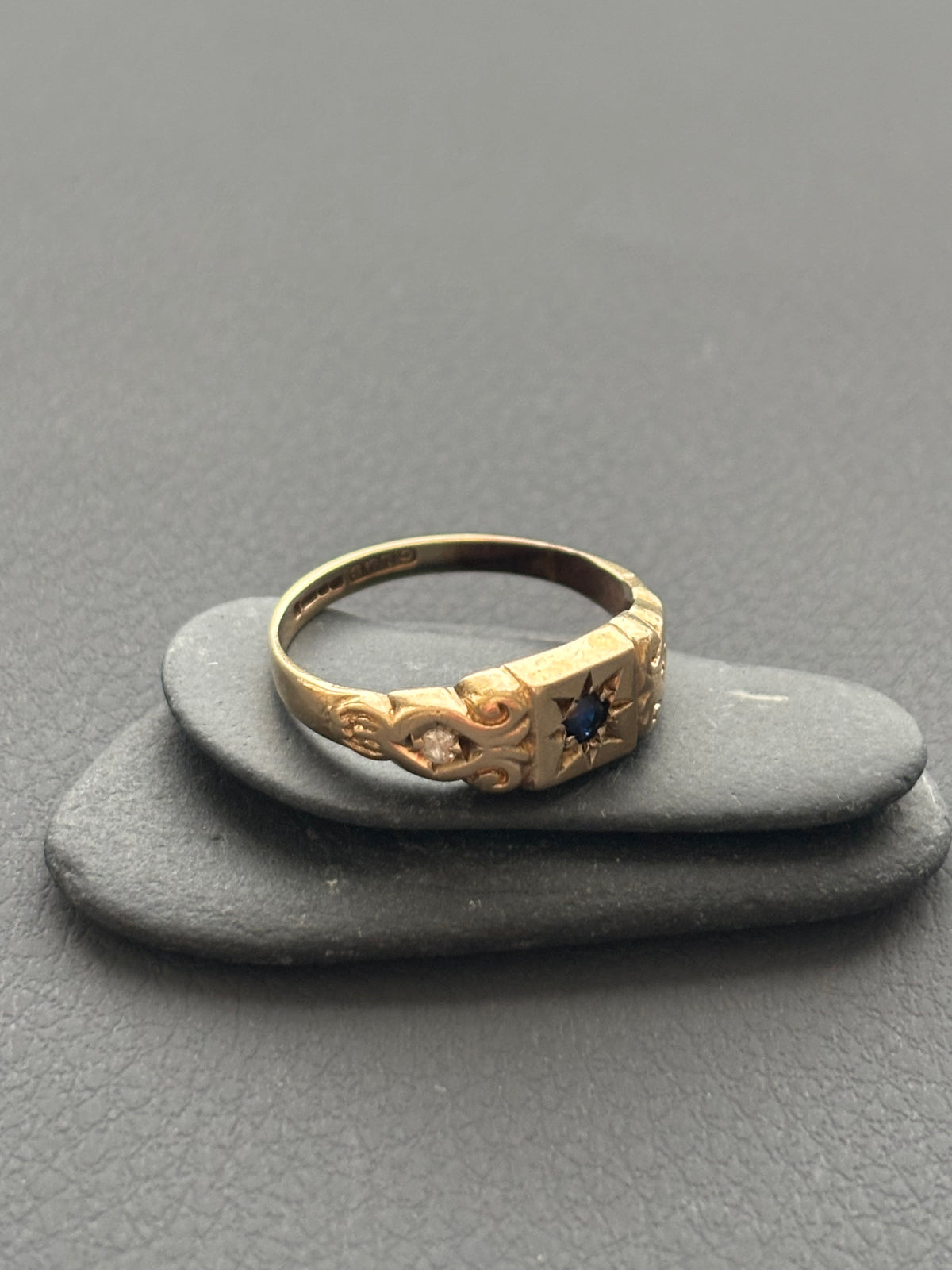 Antique 9k Gold Sapphire & Diamond Gypsy Ring