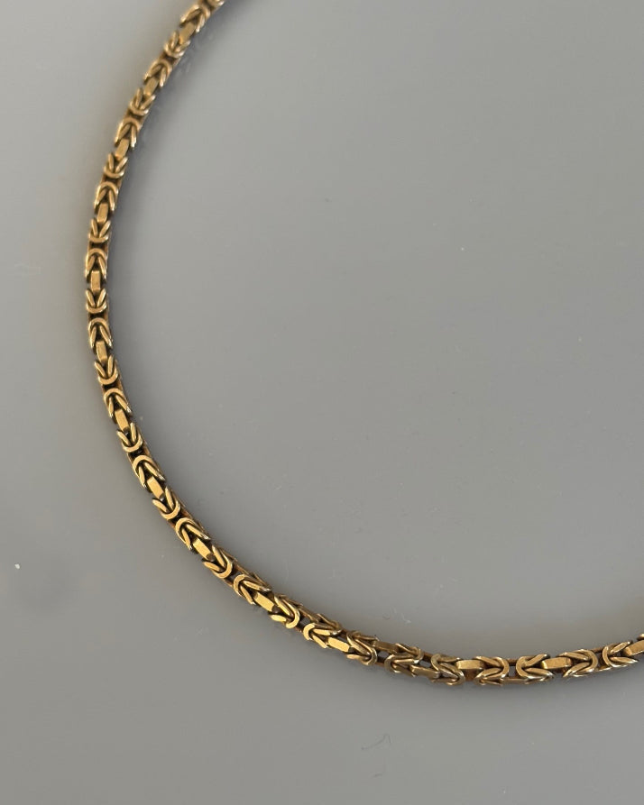 9k / 9ct Vintage Solid Gold Byzantine Chain